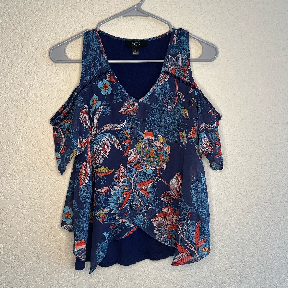 Off the shoulder floral shirt